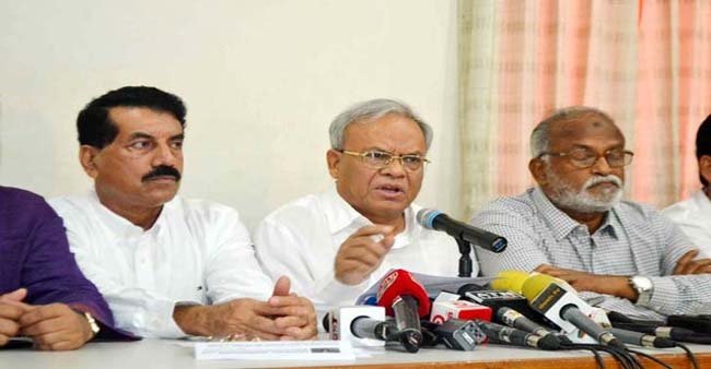 খালেদা জিয়ার চিকিৎসা নিয়ে মিথ্যাচার করে তিনি পোশাকের অমর্যাদা করেছেন: রিজভী