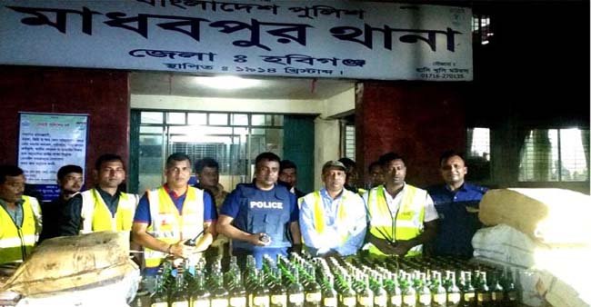মাধবপুরে বিপুল পরিমান ভারতীয় মদ ও আতশবাজি আটক