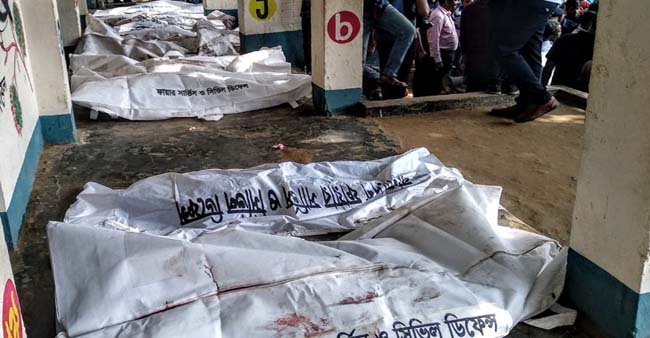 ট্রেন দুর্ঘটনা: ১৬ যাত্রী নিহতের ঘটনায় অপমৃত্যুর মামলা