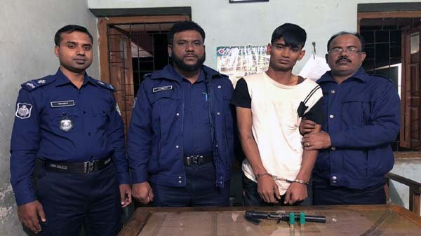 ফেঞ্চুগঞ্জের কুখ্যাত আবেদ ডাকাত অস্ত্রসহ গ্রেফতার