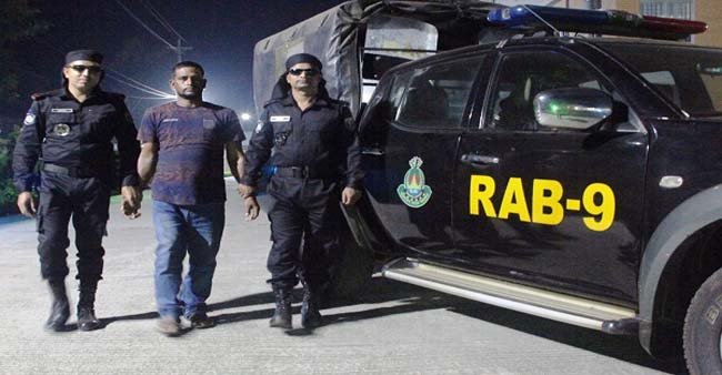 শাহপরানে পলাতক আসামি গ্রেপ্তার