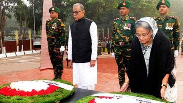 বুদ্ধিজীবী স্মৃতিসৌধে রাষ্ট্রপতি ও প্রধানমন্ত্রীর শ্রদ্ধা