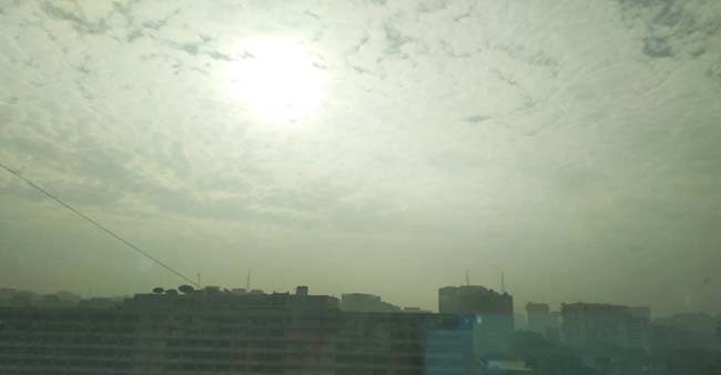 ৪ দিন পর সূর্যের দেখা পেলেন নগরবাসী, কমছে শীতের দাপট