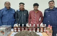 বড়লেখায় গাঁজা ও মদসহ ২ যুবক আটক