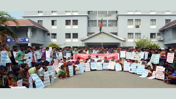 সিলেটের সব কোয়ারি সচলের দাবি, ৭২ ঘন্টার আল্টিমেটা