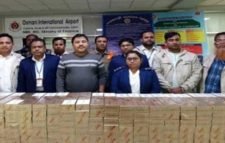 ওসমানী বিমানবন্দরে ৬ লাখ টাকার সিগারেট ফেলে গেলেন যাত্রী