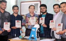 কবি জালাল জয়ের প্রথম কাব্যগ্রন্থ’লাল রিকশা’র মোড়ক উম্মোচন