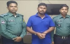 সিলেট নগরী থেকে গাড়ি ছিনতাই, ২০ মিনিটের মধ্যে রিকাবীবাজারে ধরা