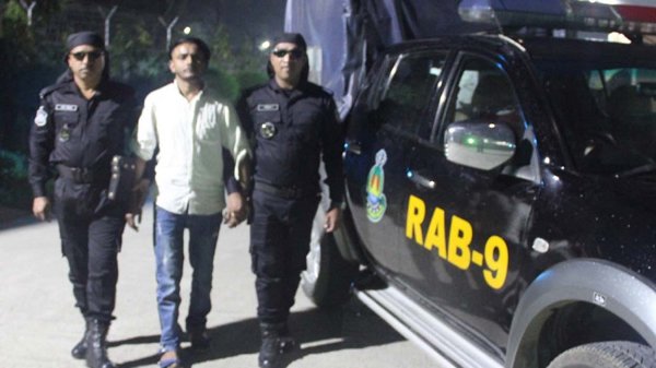 সোবহানীঘাট থেকে ইয়াবাসহ যুবক আটক