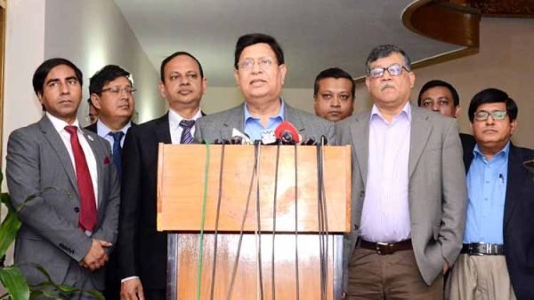 সরকার ও জনগণের মধ্যে করোনাভাইরাস প্রতিরোধে যৌথ উদ্যোগ জরুরি  : একে আব্দুল মোমেন