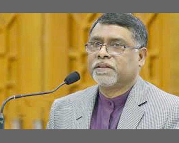 বিদেশ ফেরত সব যাত্রীদের কোয়ারান্টাইনে থাকা বাধ্যতামূলক বললেন স্বাস্থ্যমন্ত্রী