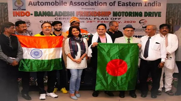 মুজিববর্ষ উপলক্ষে কলকাতা-ঢাকা ‘মৈত্রী’ শোভাযাত্রা শুরু