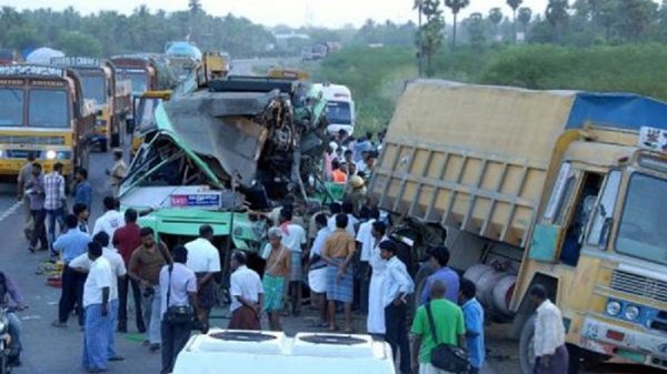 এক মাসে সড়ক দুর্ঘটনায় ৫৩৪ জন নিহত