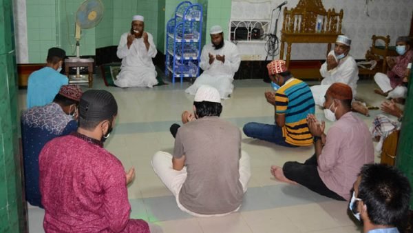 কামরান ও মুরনের স্মরণে ৩নং ওয়ার্ড যুবলীগের দোয়া ও মিলাদ মাহফিল