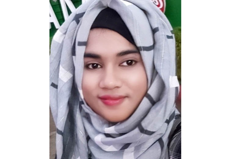 মাঈশা সাফল্যের সাথে উত্তীর্ণ হয়ে গোল্ডেন জিপিএ-৫ পেয়েছে