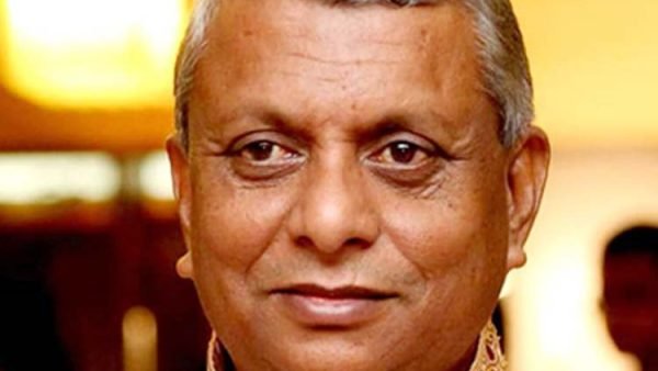 সিলেটে ইন্টারনেট ও বিদ্যুতের খুঁটি অপসারণ কাজ দ্রুত শেষ করার নির্দেশ: মেয়র আরিফের।