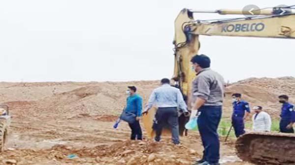 সিলেটের সেই ৫০ কোটি টাকার ‘সাদা সোনার স্তুপ‘অবৈধভাবে’ সরানো হচ্ছে