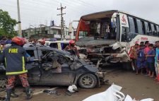 ময়মনসিংহে সড়কে প্রাণ গেল ৬ জনের