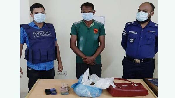 বড়লেখায় গাঁজাসহ স্বামী-স্ত্রী, আটক