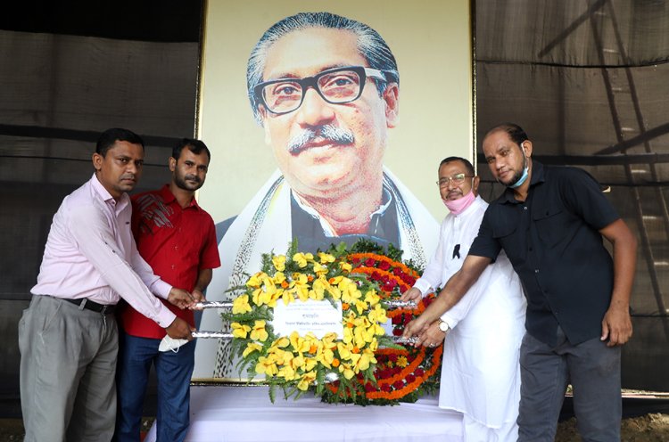 জাতীয় শোক দিবসে সিসিক ডিপ্লোমা ইঞ্জিঃ সার্ভিস এসোঃ শ্রদ্ধা নিবেদন