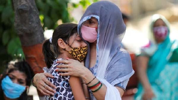 বিশ্বে করোনায় প্রতি ২৪ ঘণ্টায় ৫৪০০ জনের বেশি প্রাণহানি