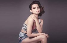 কঙ্গনাকে কটাক্ষ