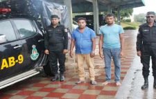 সিলেটে ভারতীয় প্রসাধনী সামগ্রী ও ঔষধের বড় চালান জব্দ, আটক ২