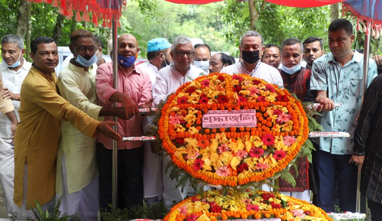 এম. সাইফুর রহমানের ১১ তম মৃত্যুবার্ষিকীতে মৌলভীবাজারে  করব জিয়ারতে মেয়র আরিফুল সহ বিএনপি নেতৃবৃন্দ