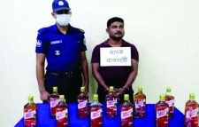 দোয়ারাবাজারে ভারতীয় মদসহ গ্রেফতার ছাতকের ফরহাদ