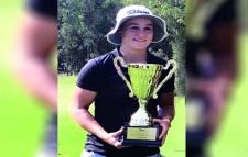 গলফ কোর্সেও জাদু দেখালেন ‘সব্যসাচী’ বার্টি