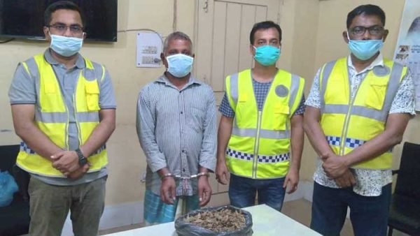 জুড়ী থানা পুলিশের অভিযানে ৫০০ গ্রাম গাঁজাসহ কার্তিক আটক 