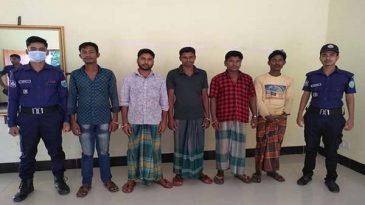 দোয়ারাবাজারে ৫ জুয়াড়ি আটক