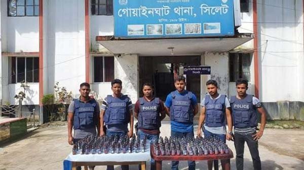 গোয়াইনঘাটে বিপুল পরিমাণ ফেনসিডিল উদ্ধার