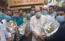 পর্যটকদের আকৃষ্ট করতে এসি বাস ভূমিকা রাখবে : প্রবাসী কল্যাণ মন্ত্রী ইমরান