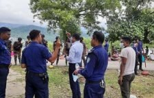 জাফলংয়ে বালু উত্তোলনের দায়ে ১ লাখ টাকা জরিমানা