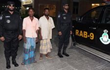 টিলাগড়ে ইয়াবাসহ র‍্যাবের হাতে ২ জন আটক