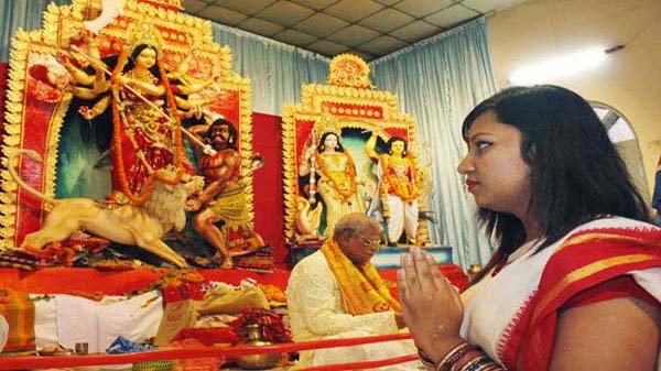 দূর্গোৎসব শুরু আজ, বৃহস্পতিবার মহাষষ্ঠী