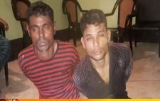 ছাতকে প্রবাসীর বাড়ির গেইটের তালা কেটে প্রবেশের চেষ্টাকালে আটক ২