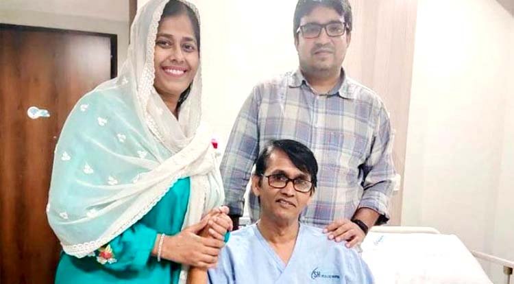 মহামারী করোনা থেকে মুক্তি পেলেন- আজিজুল হাকিম