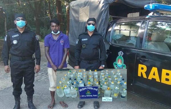সিলেট নগরী থেকে চোলাই মদসহ আটক