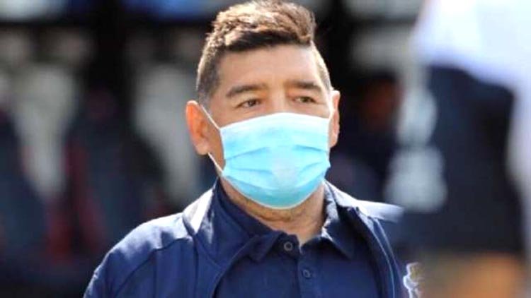 হৃদ্‌রোগে মারা গেলেন- ম্যারাডোনা