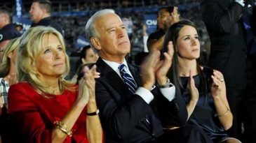 স্ত্রী-মেয়েকে হারিয়ে রাজনীতিই ছেড়ে দিতে চেয়েছিলেন বাইডেন