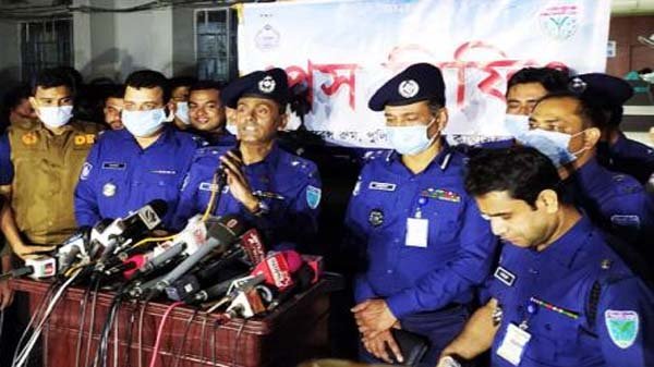 জেলা পুলিশ আকবরকে গ্রেপ্তার করেছে: পুলিশ সুপার