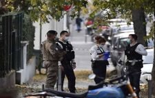 ফ্রান্সে গির্জার সামনে যাজককে এলোপাতাড়ি গুলি