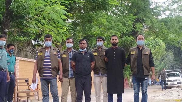 দশ মাসেই হাতিয়ে নেয় ২৮৬ কোটি টাকা