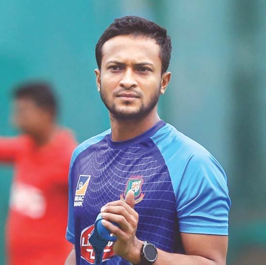 নিষেধাজ্ঞা শেষে সাকিব ফিরে পেলেন শীর্ষ মসনদ