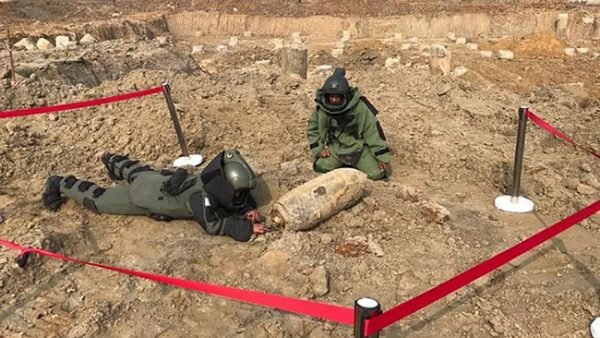 শাহজালালে আবারও ২৫০ কেজির বোমা উদ্ধার