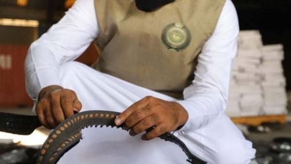 সৌদিতে এক কোটি ৮৯ লাখ মাদক বড়িসহ আটক ১৬