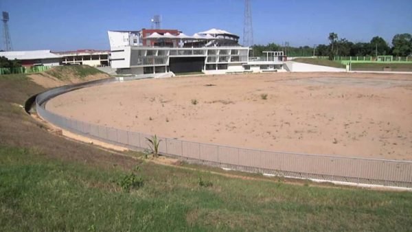 পাশাপাশি দুটি আন্তর্জাতিক ক্রিকেট স্টেডিয়াম পেতে যাচ্ছে বাংলাদেশ।