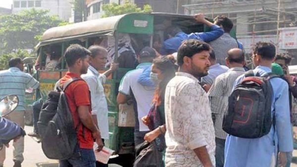 সিলেটে চলছে ৭২ ঘন্টার পরিবহন ধর্মঘট মানুষের দুর্ভোগ